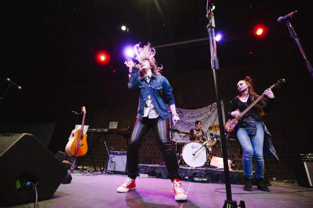 &#8217;90s kids do more than just remember