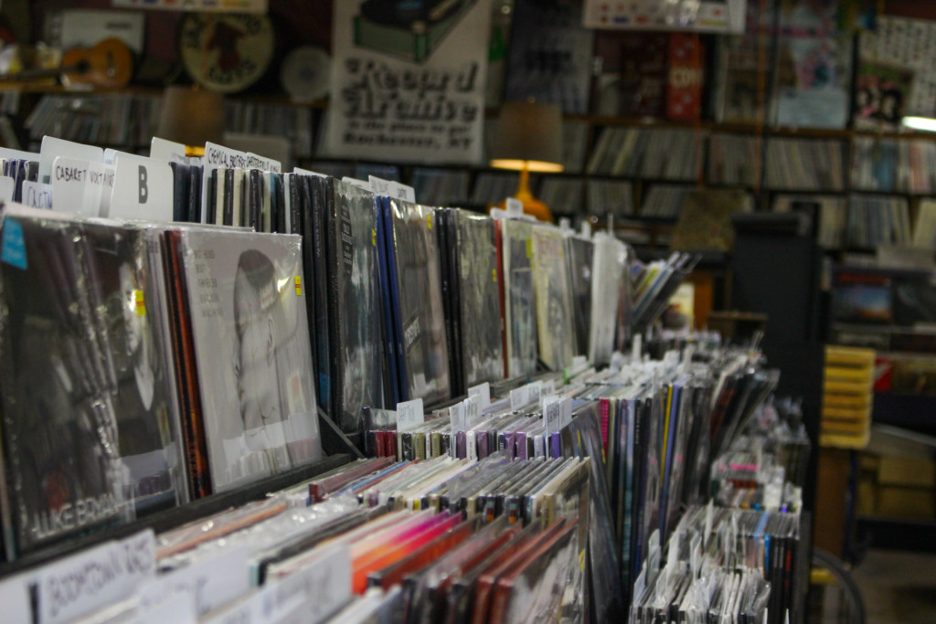 Are Rochester&#8217;s music stores fading out?