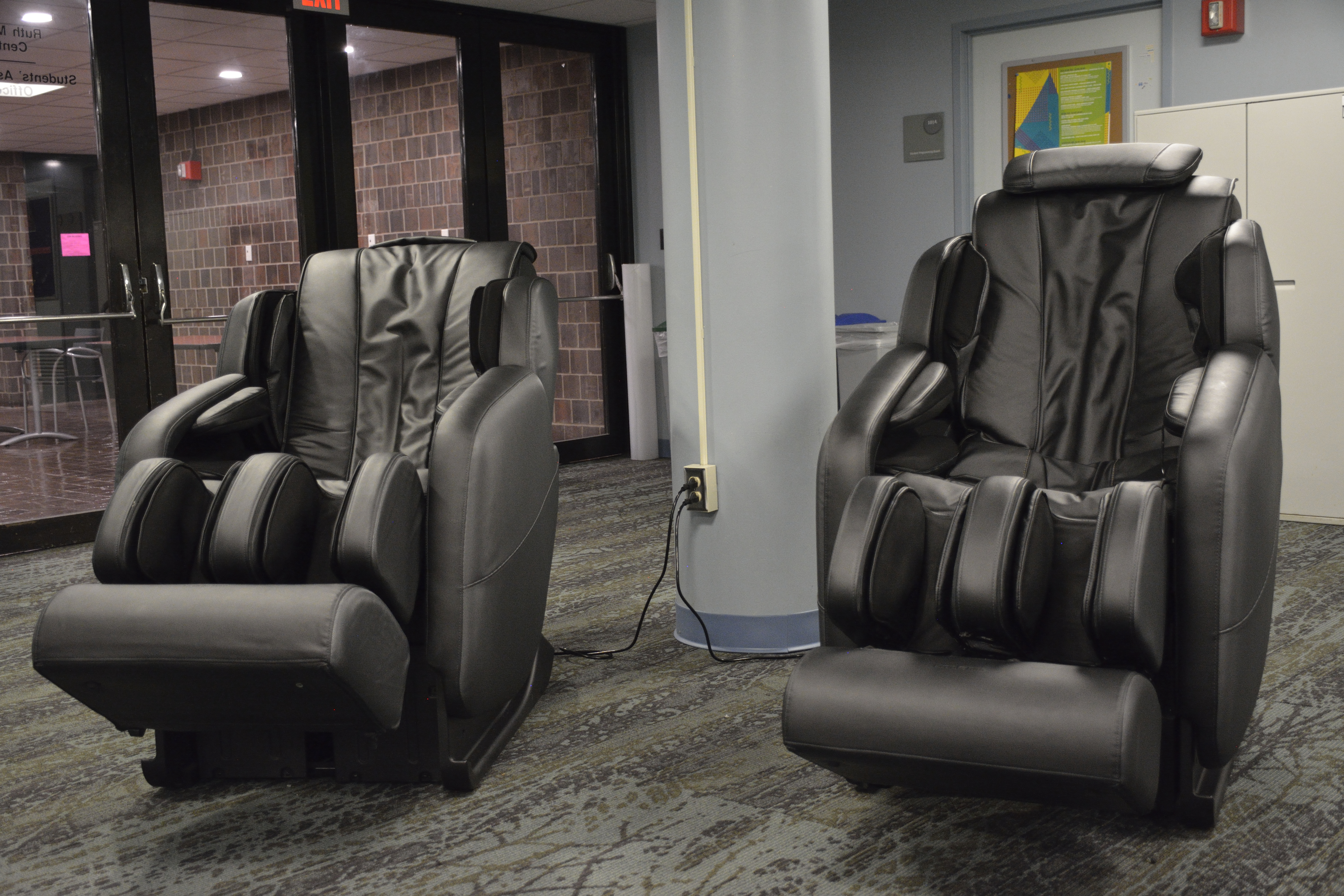 Massage chairs garner positive uncertainty