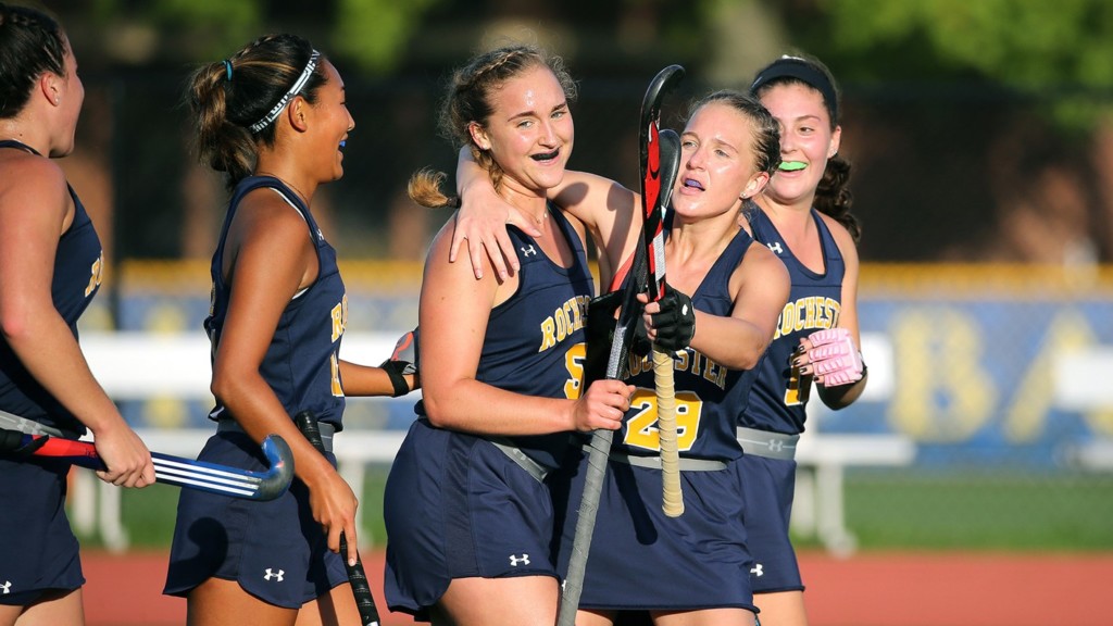 Despite loss, Field Hockey qualifies for playoff tournament