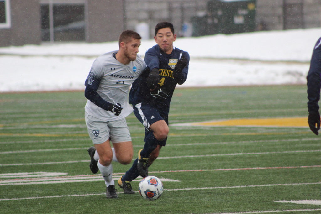 Men&#8217;s Soccer defeats defending champion in playoff