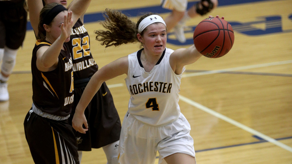 Okoniewski reflects on switch to college ball