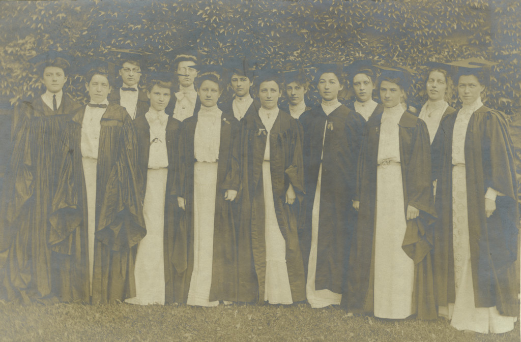 Sue B&#8217;s carriage ride for coeducation