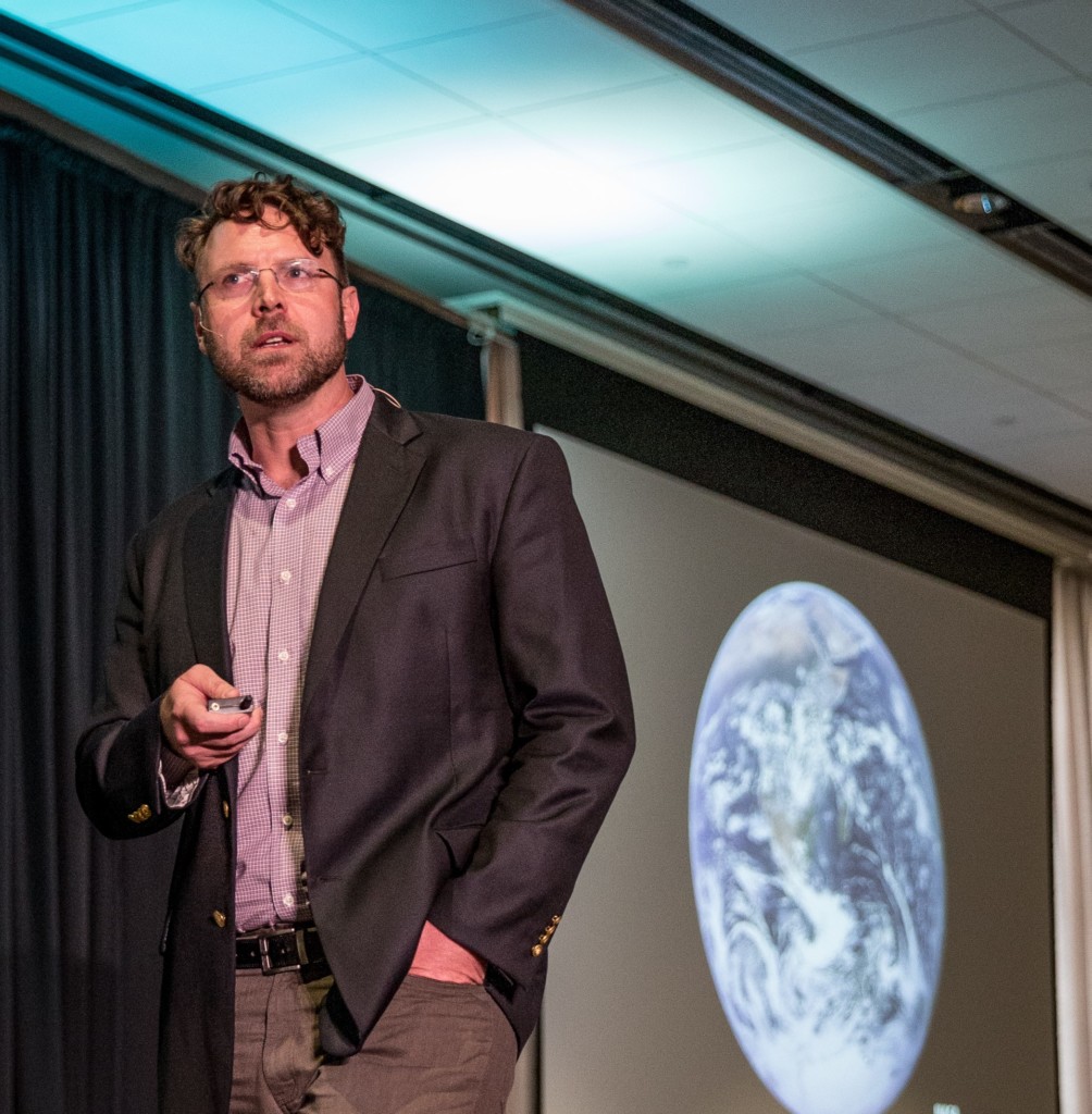 Nat Geo explorer delivers critique against travel influencers