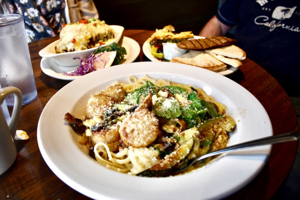 CT Eats: Jines shines bright