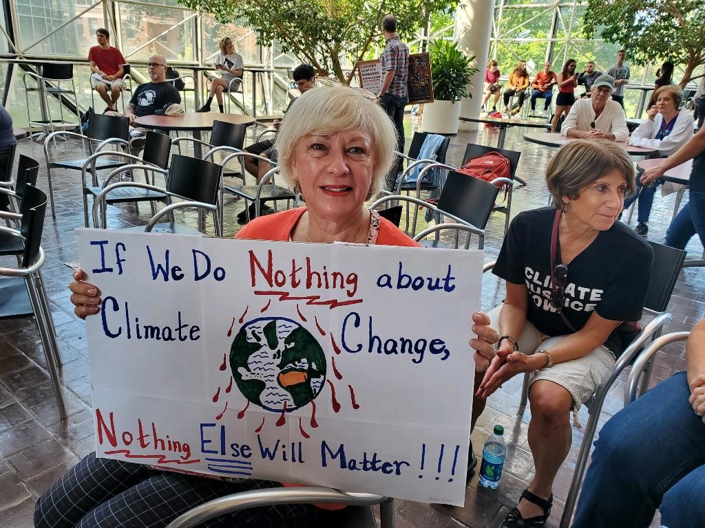 UR community joins global movement with climate demonstration 