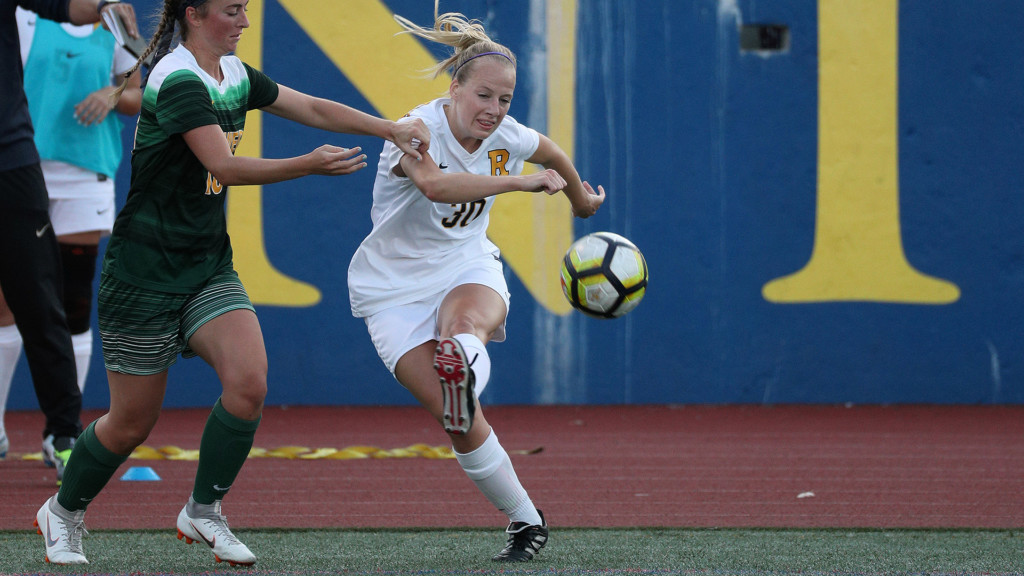 Freitag poised to lead Women’s Soccer to success