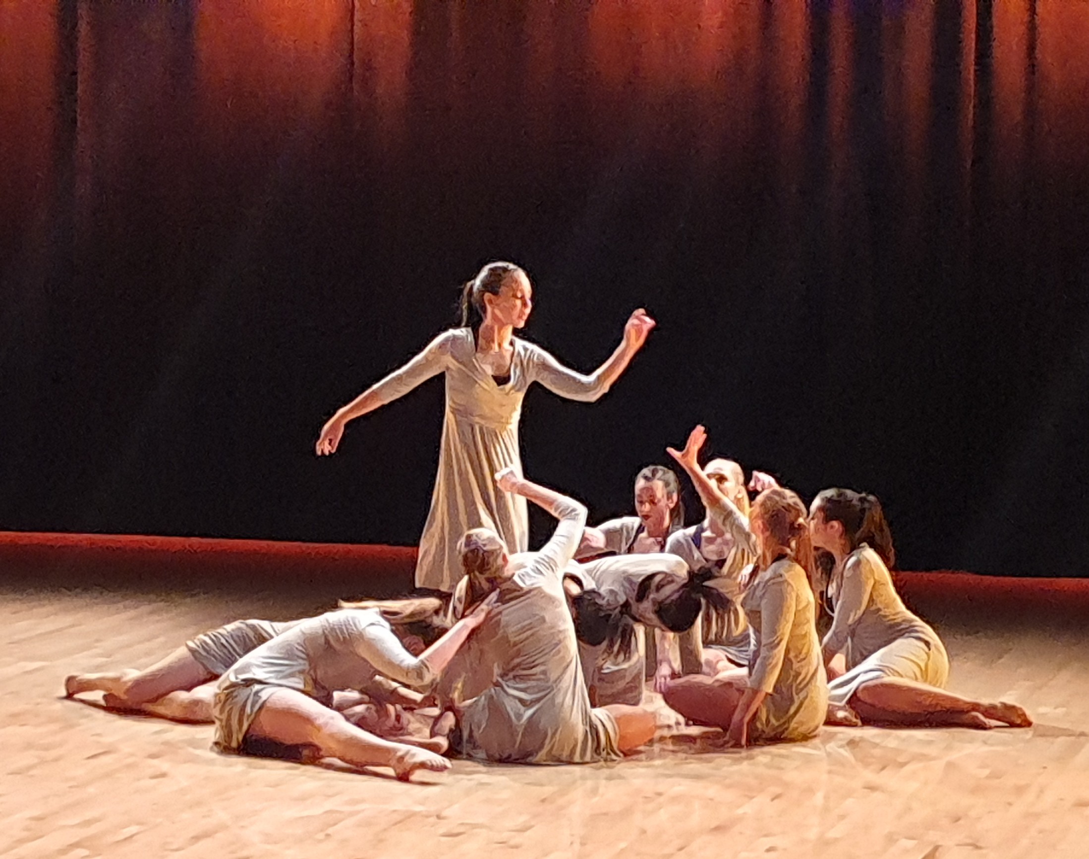 Louvre’s ‘Muse’ connects body with art mediums