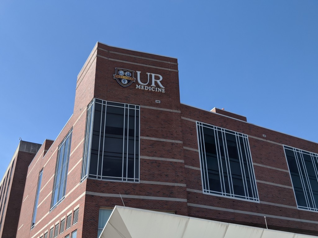 UR team develops COVID-19 screening software for URMC workers