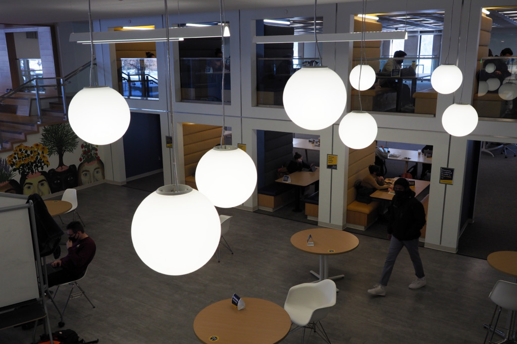 UR needs to lighten up its winter campus