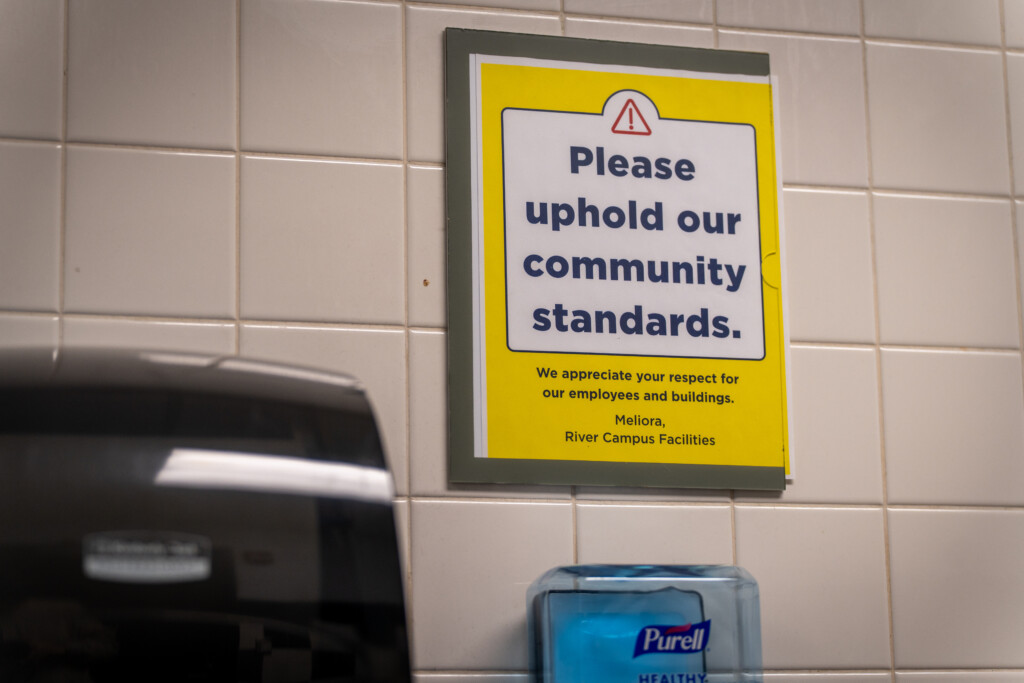 SA resolution denounces students&#8217; alleged disrespect against River Campus workers