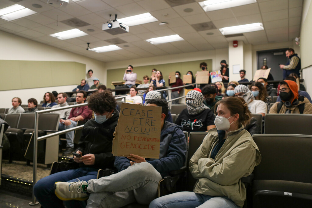 Students for Israel talk devolves into chaos