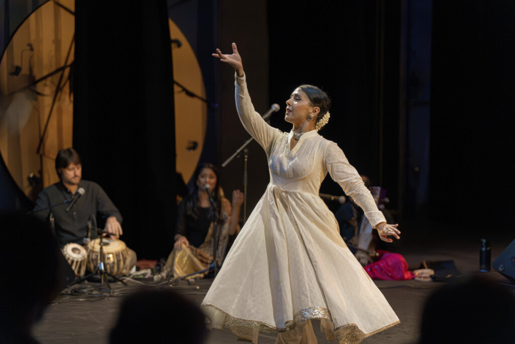 Barkha Dance Company wows with traditional and contemporary Kathak dances