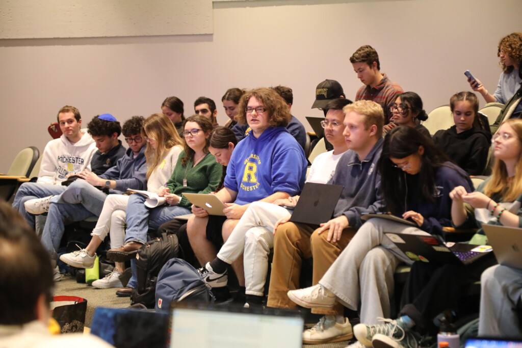 Students’ Association passes resolution on administration’s response to “wanted” posters, demands charges dropped