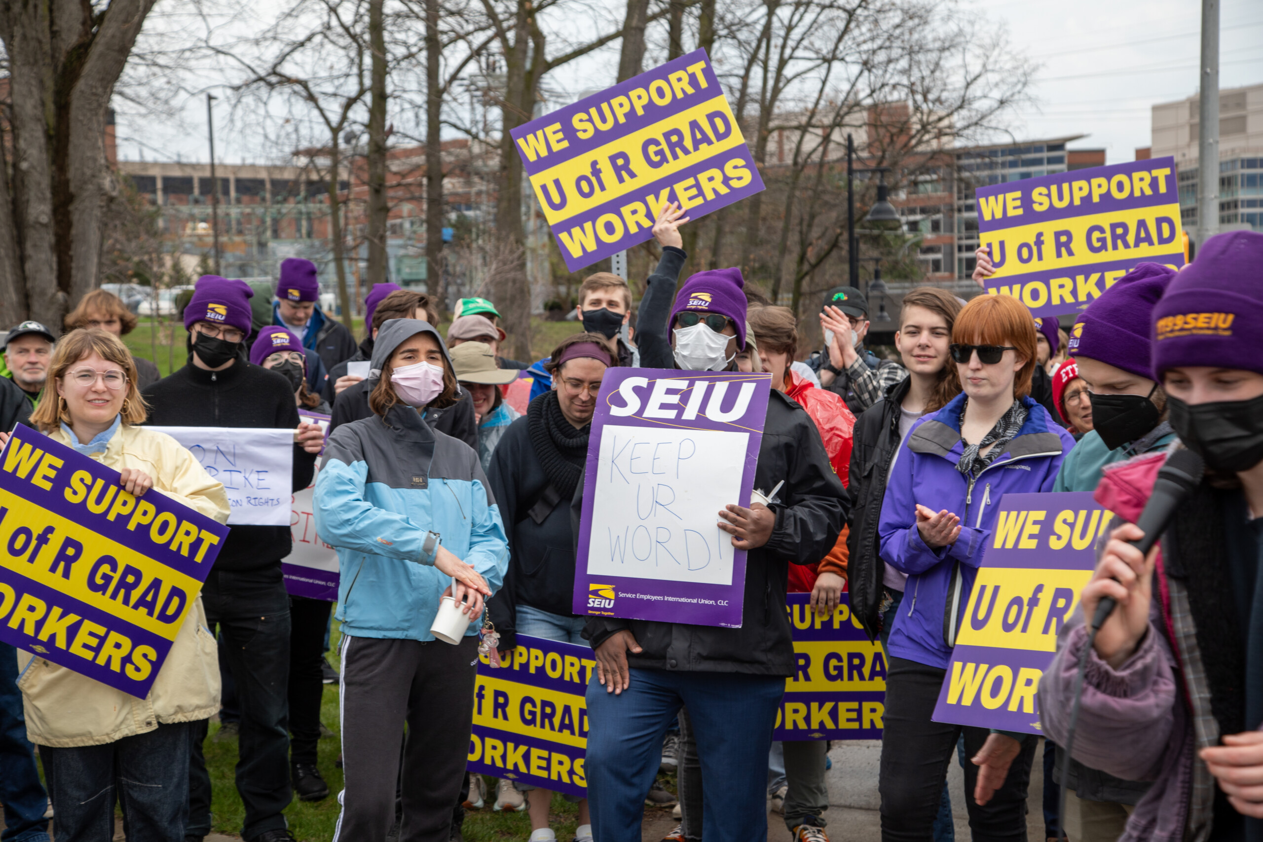 UR Graduate students begin strike for unionization